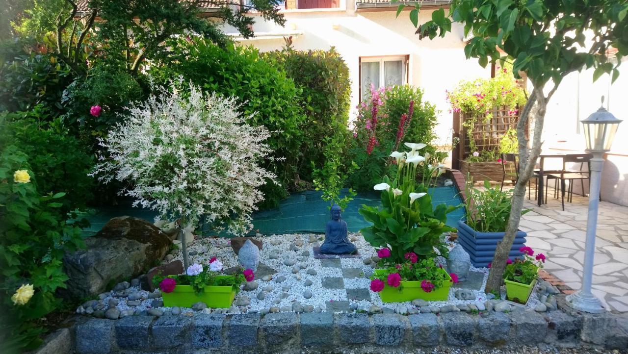 4 Rue Guy De Maupassant Lejlighed Valmont  Eksteriør billede